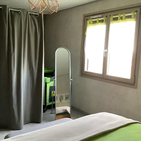 Le Chouette سليستا